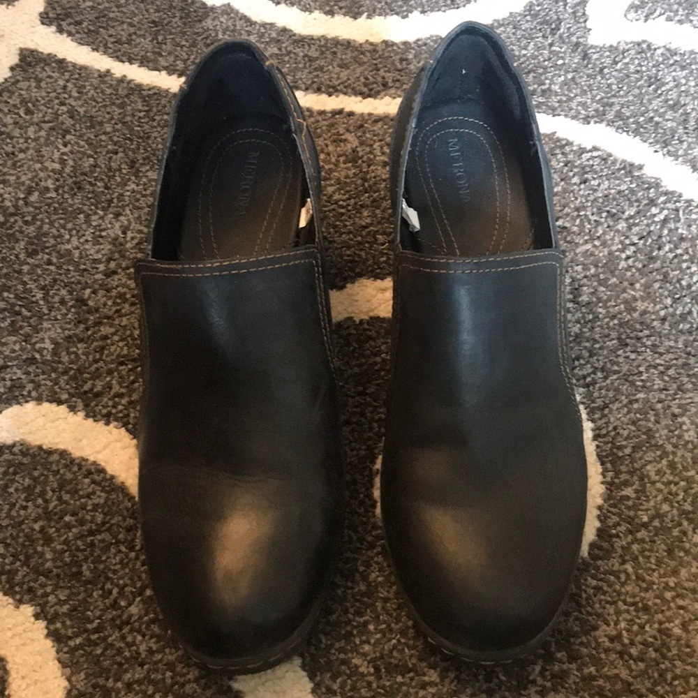 Black Merona Chunky Heels, Size 11